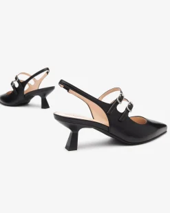 Chanel a Punta in Pelle Nera Tacco Rocchetto