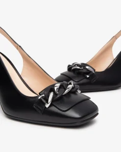 Chanel in Pelle Nera