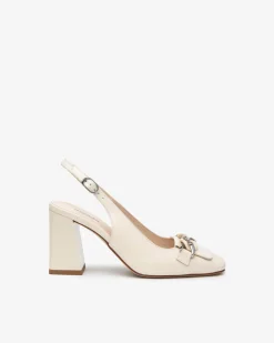 Chanel in Pelle Vernice Latte