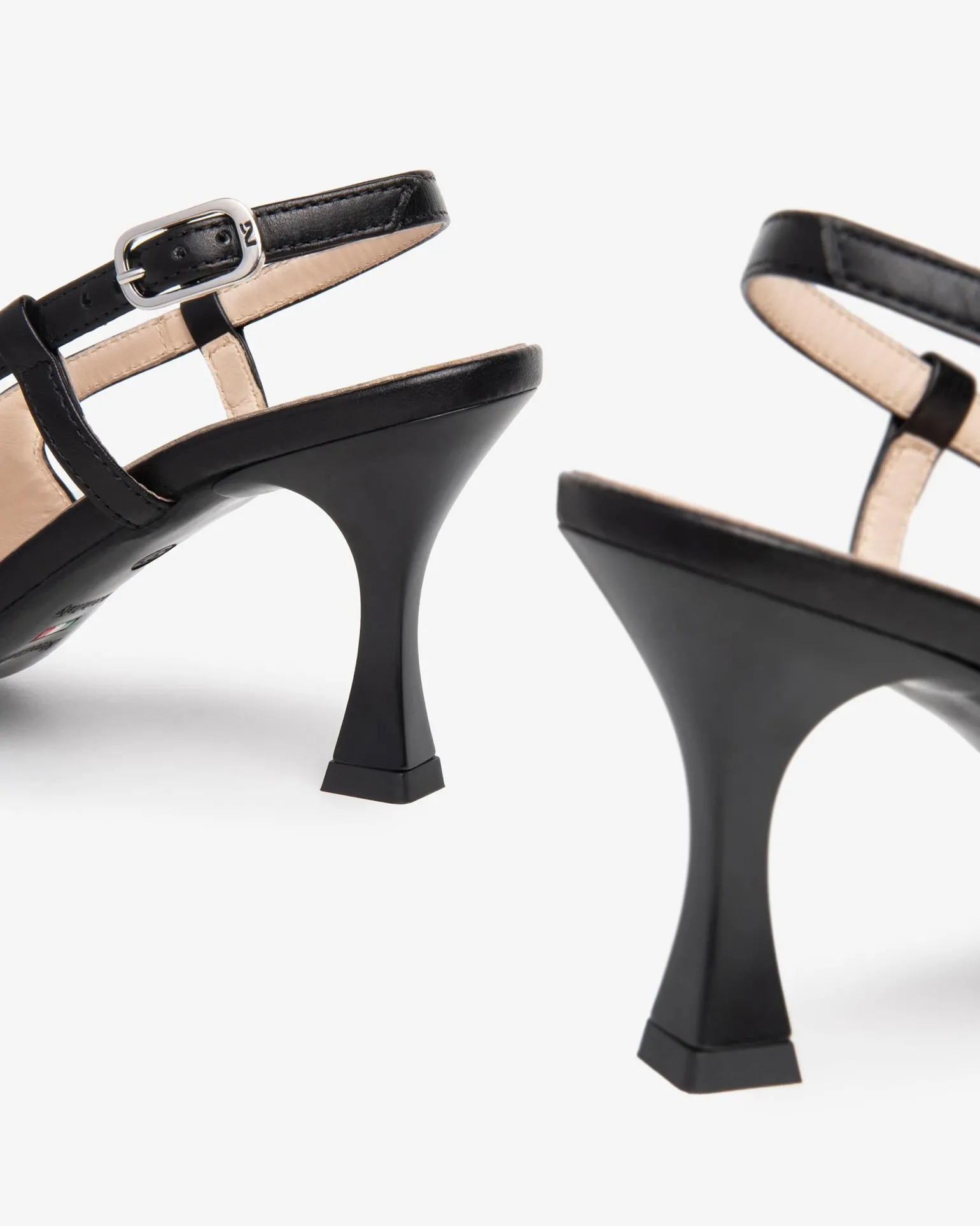 Decollete Chanel in Pelle Nero
