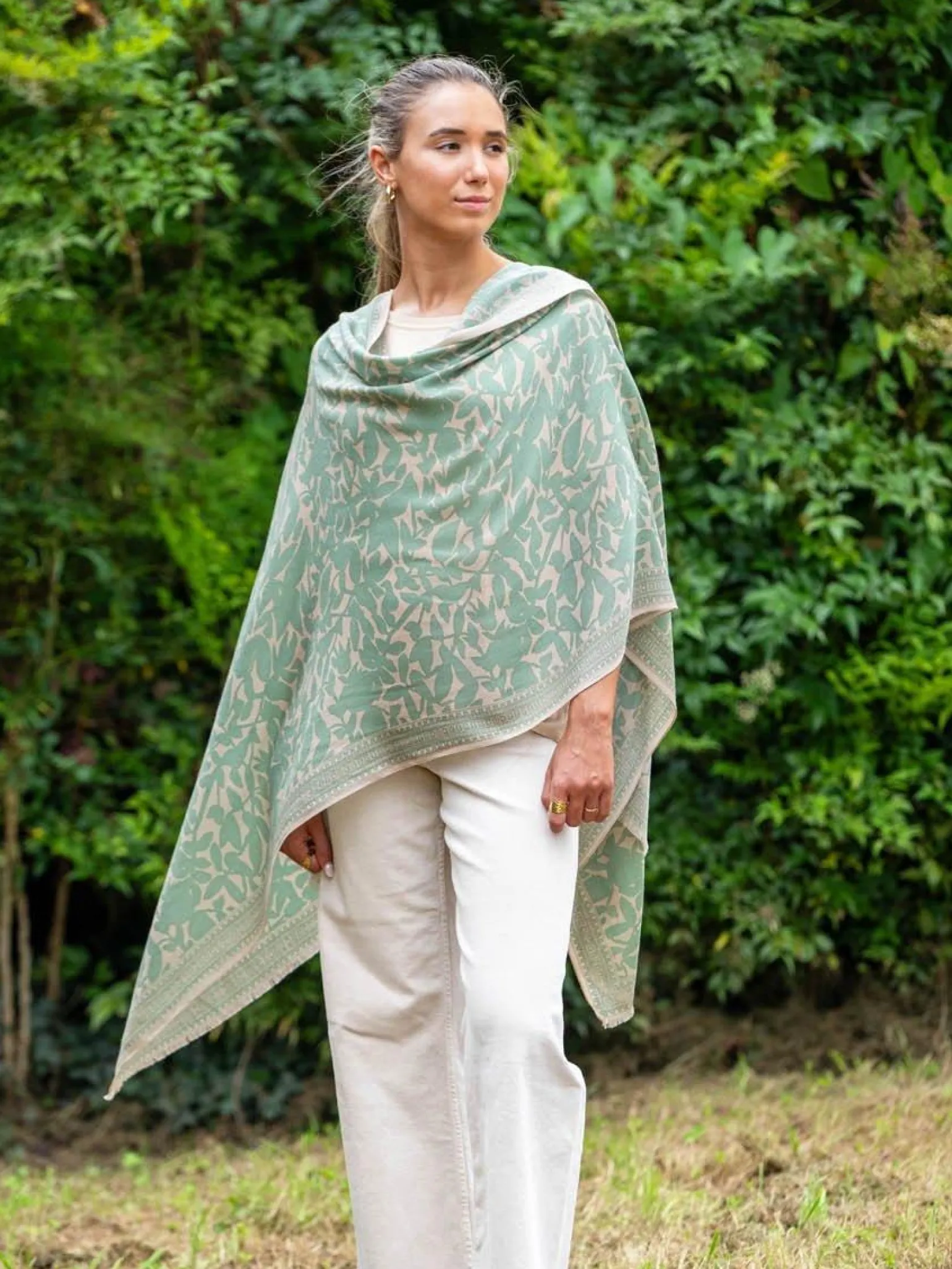 Foulard in Lana Misto Seta Verde