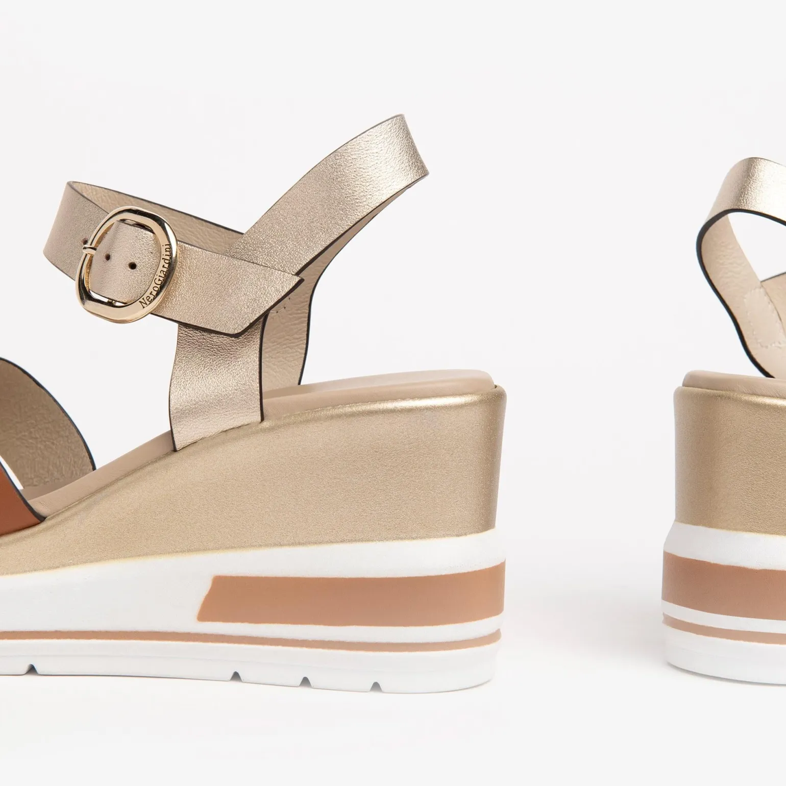 Sandali Donna Zeppa Pelle Cognac