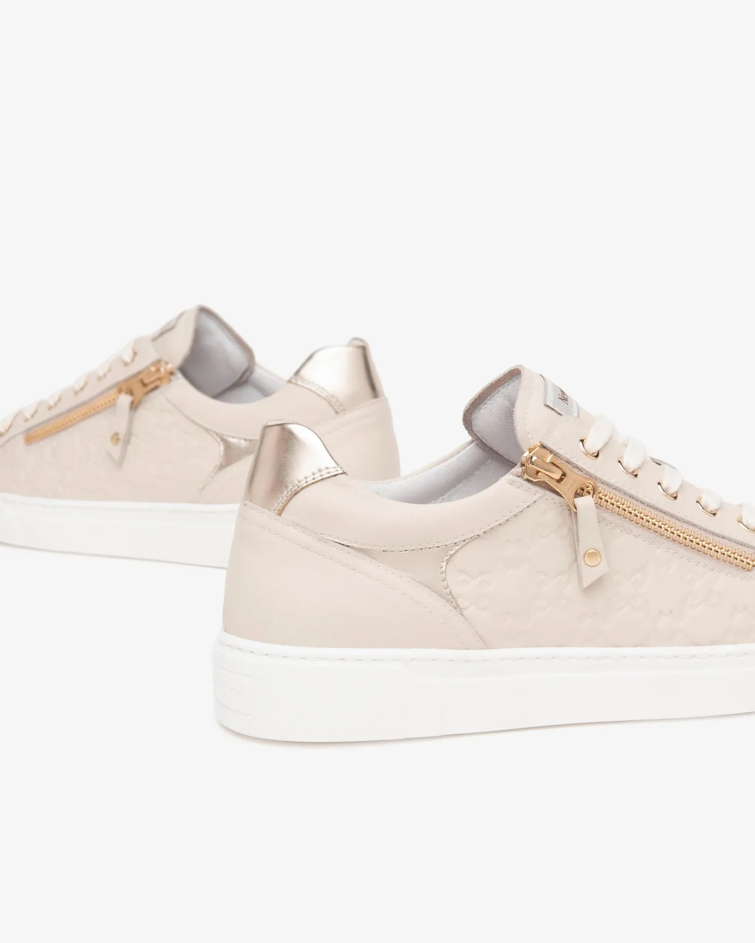Sneakers Donna Bassa in Pelle Milk