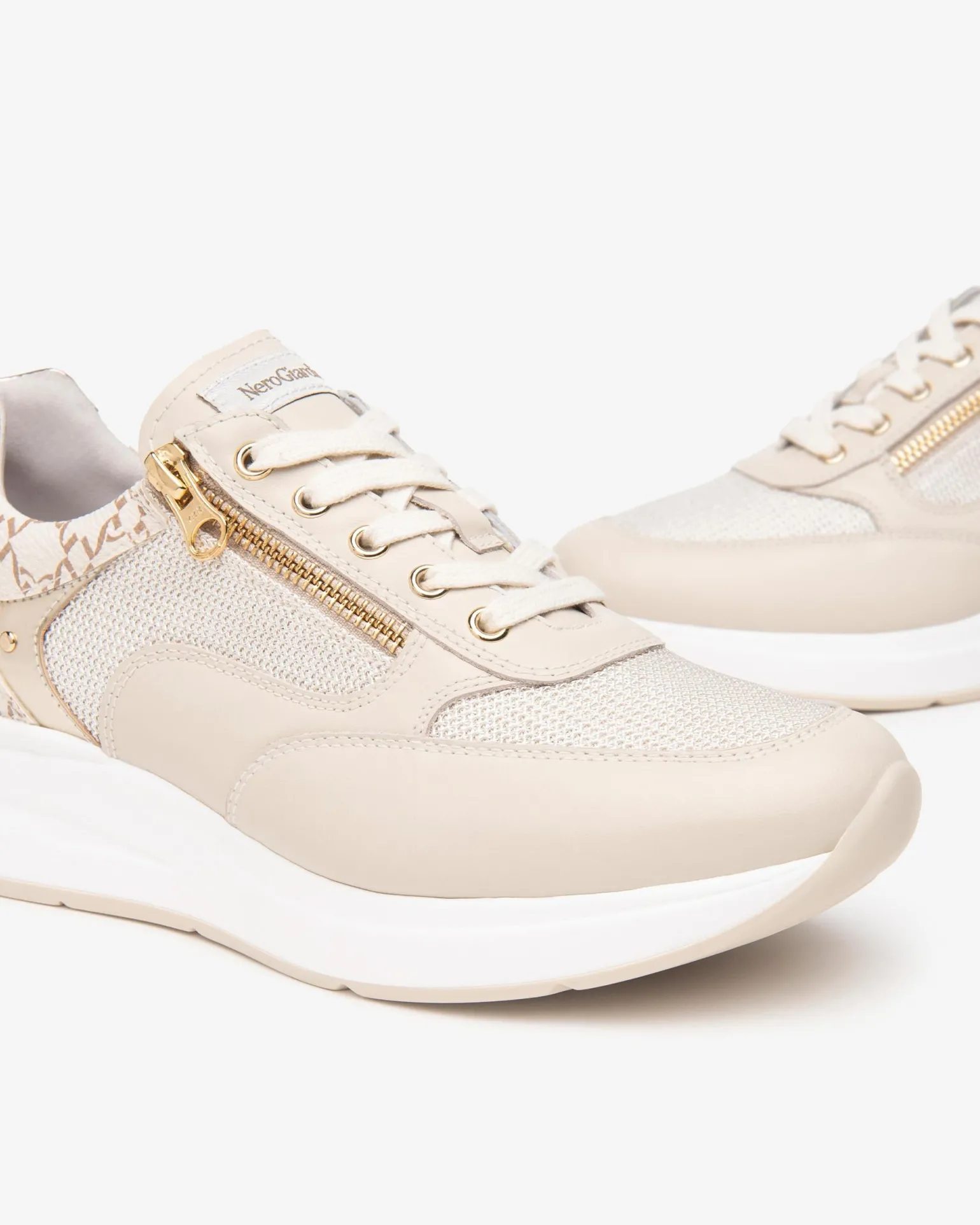 Sneakers Donna con Lacci e Zip in Pelle Milk