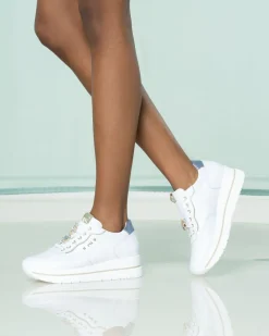 Sneakers Donna in Pelle Bianca con Charms